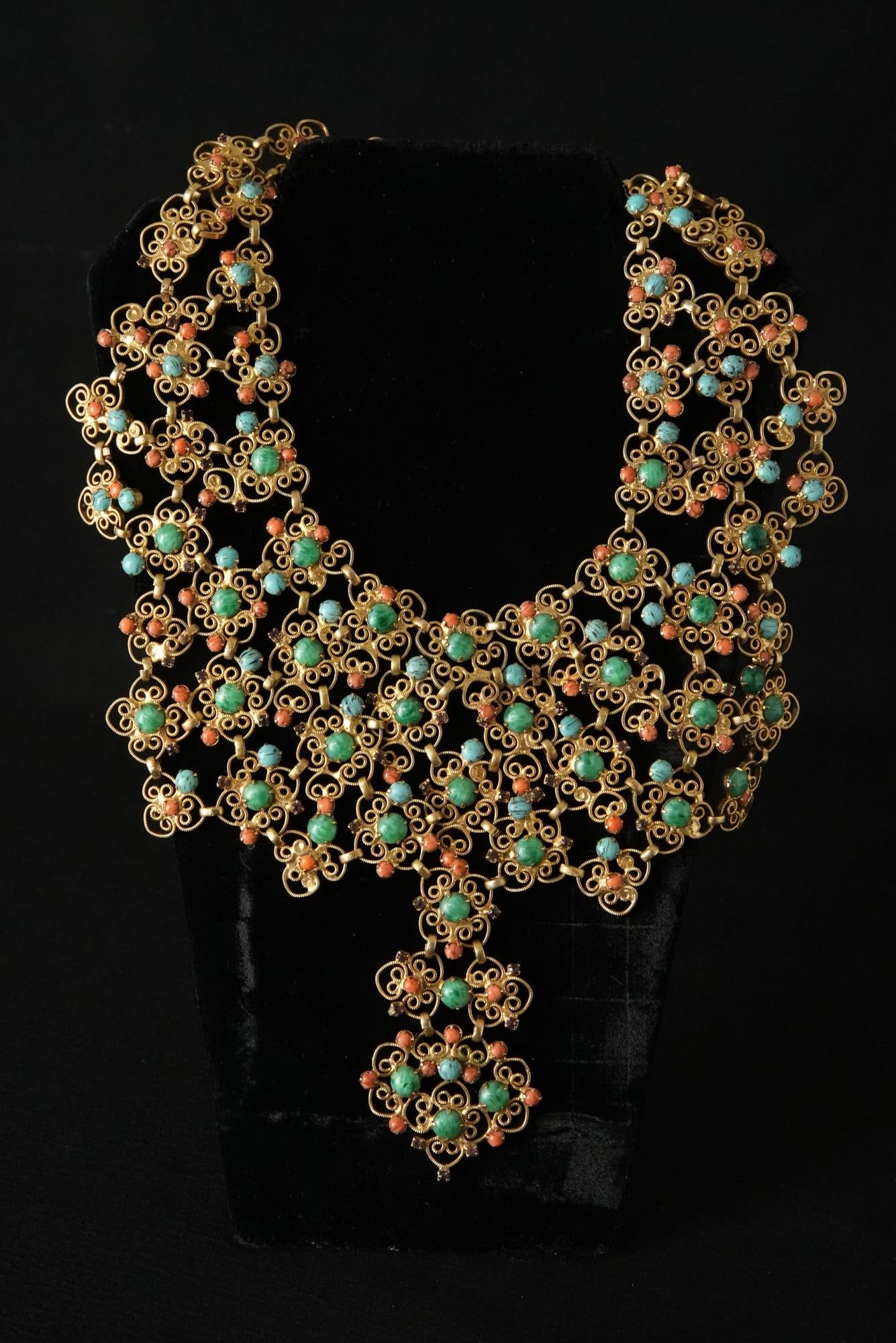 KENNETH JAY LANE VINTAGE BIB