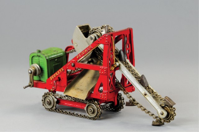 KENTON LARGE BUCKEYE DITCHER Very