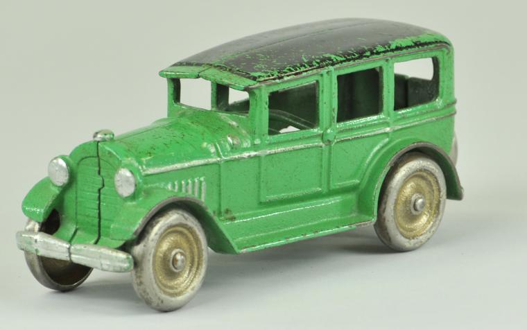 KENTON SEDAN Scarce size cast