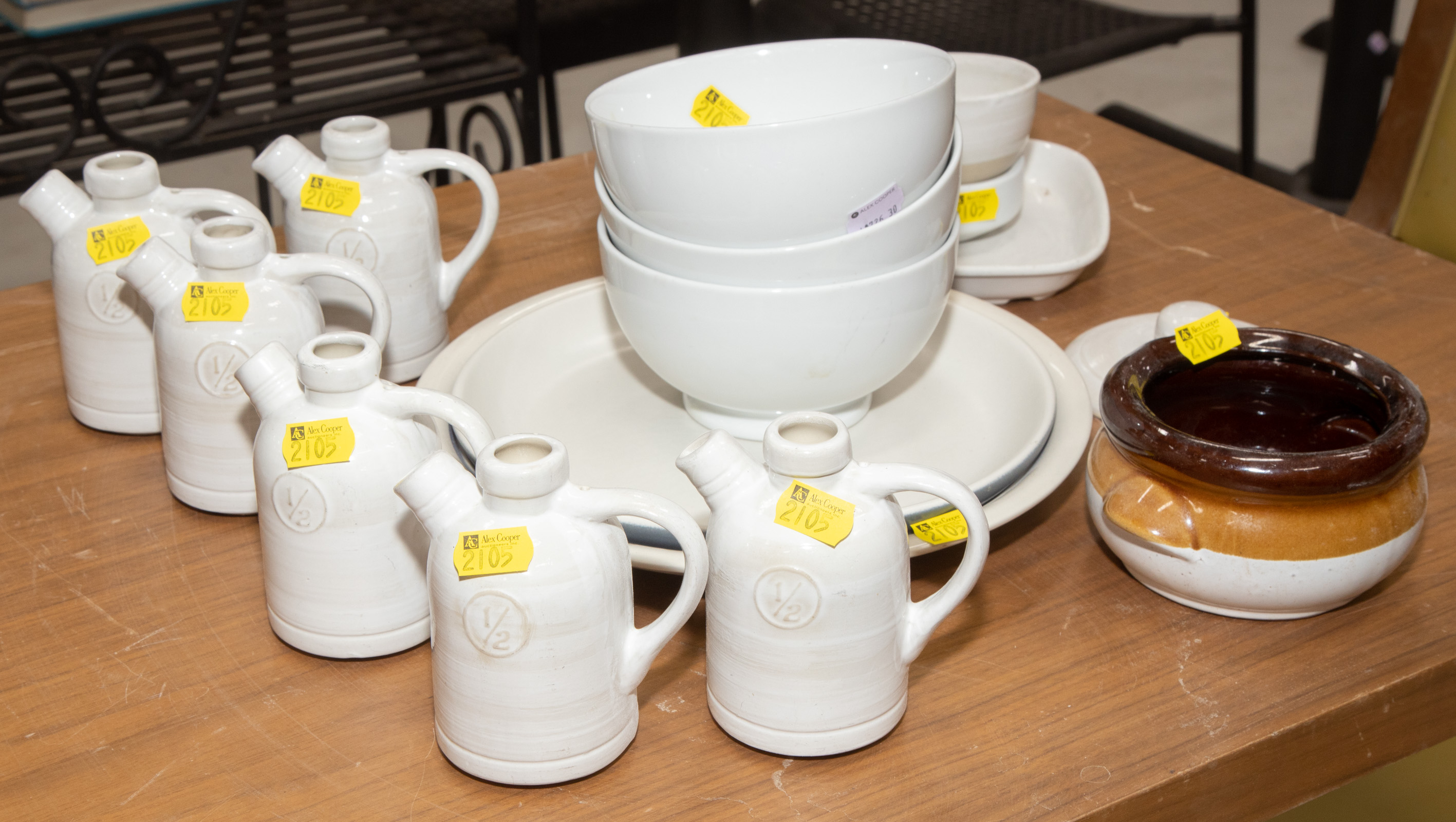 KENTUCKY STONEWARE & OTHER DISHWARE