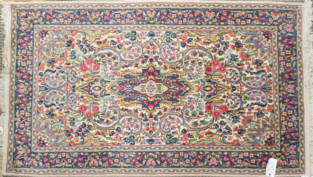 KERMAN RUG, 3FT X 5FT 2INKerman