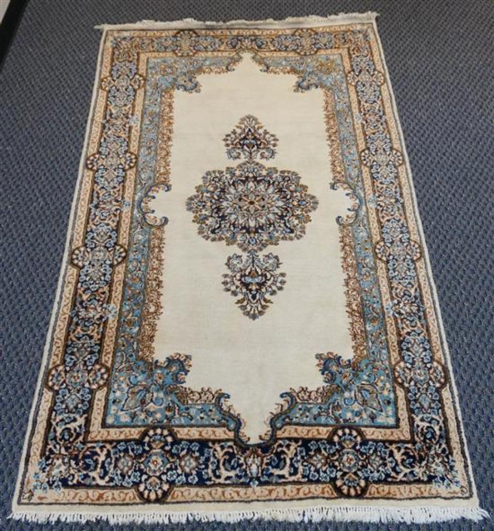 KERMAN RUG, 7 FT X 4 FTKerman