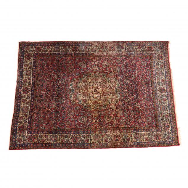 KERMAN RUG Pink floral field,