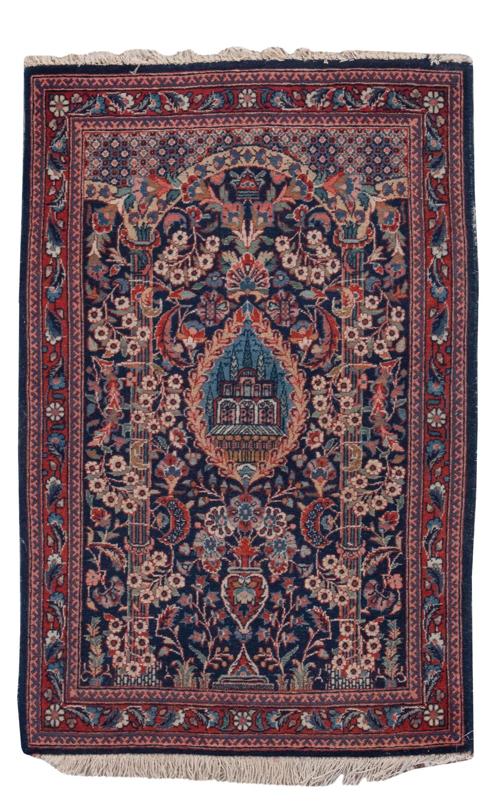 KESHAN PRAYER RUG: 2’2” X 3’4”