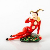 KEVIN FRANCIS CERAMICS FIGURIN