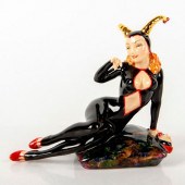 KEVIN FRANCIS CERAMICS FIGURIN