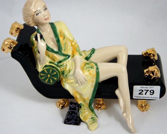Kevin Francis Peggy Davies Figure