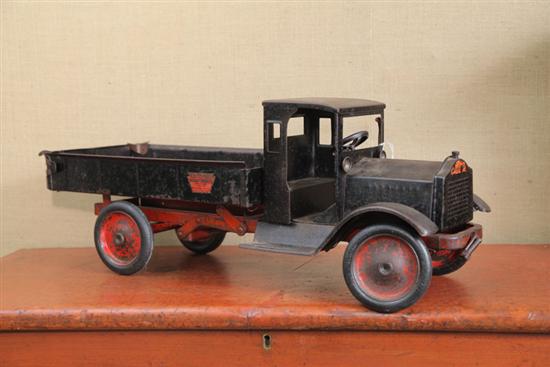 KEYSTONE DUMP TRUCK. Pressed