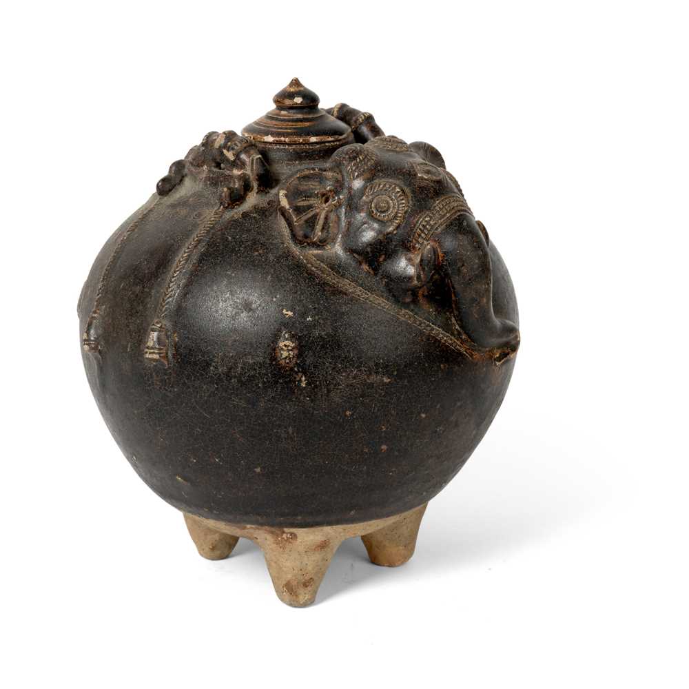 KHMER LIDDED LIME JAR IN THE FORM