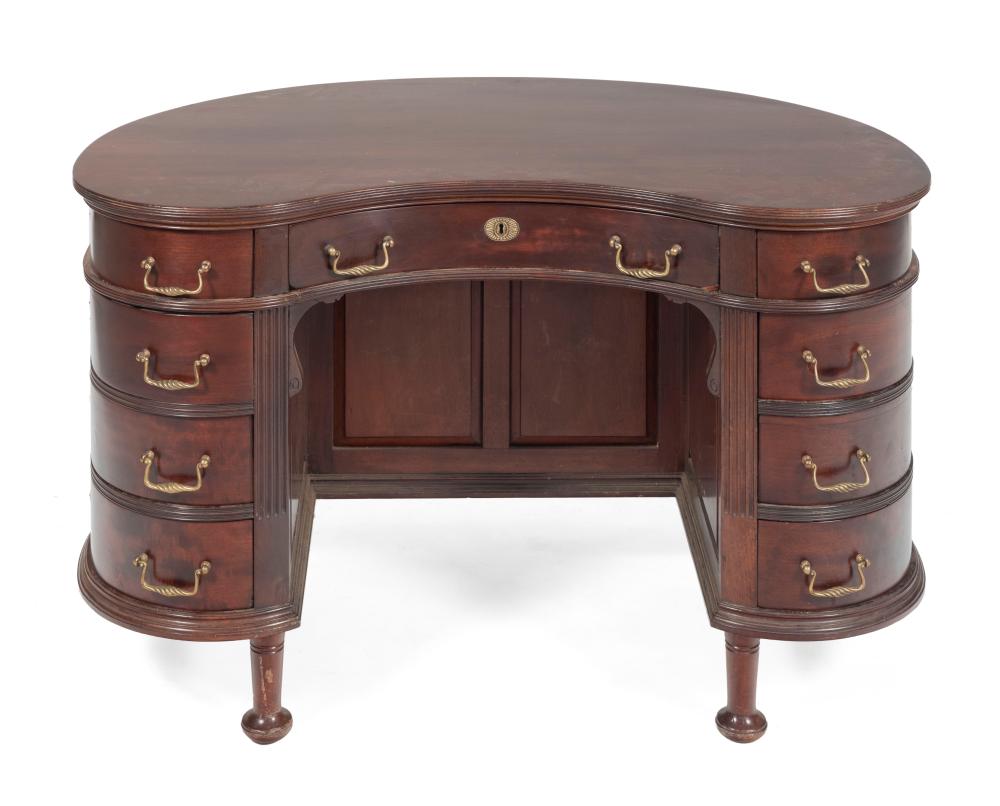 KIDNEY-FORM DESK LATE 19TH/EARLY