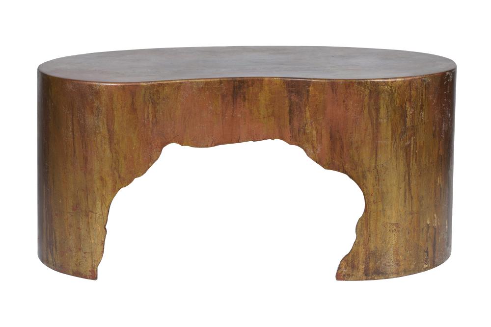 KIDNEY-SHAPED PATINATED METAL