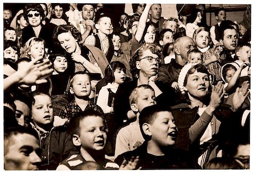 KIDS AT THE CIRCUS.Kids at the