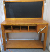 KIDS PLAY WORKBENCH WITH AREAS