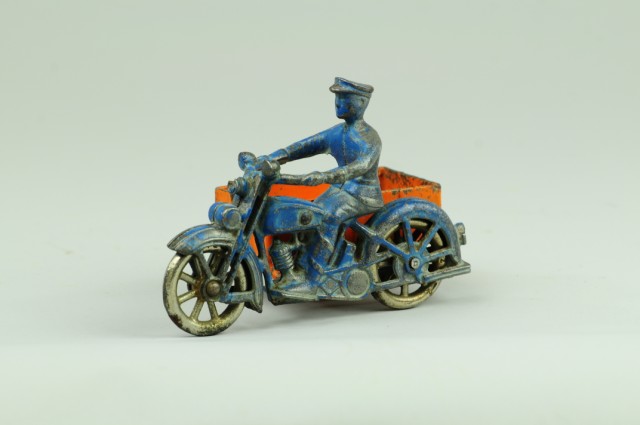 KILGORE CYCLE WITH SIDECAR DELIVERY