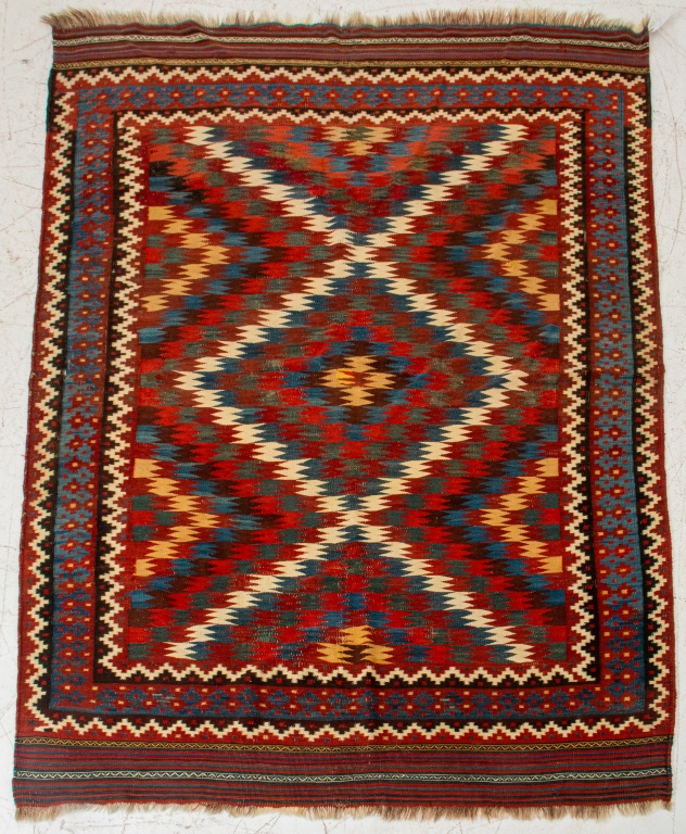 KILIM GEOMETRIC PATTERN RUG Kilim