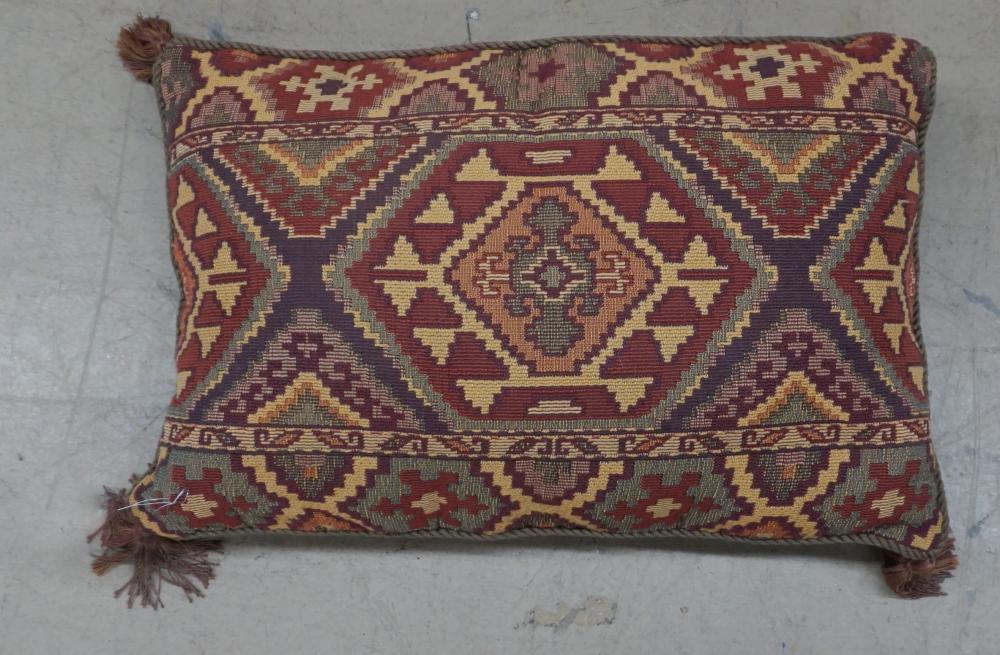 KILIM MACHINE MADE COVERED THROW