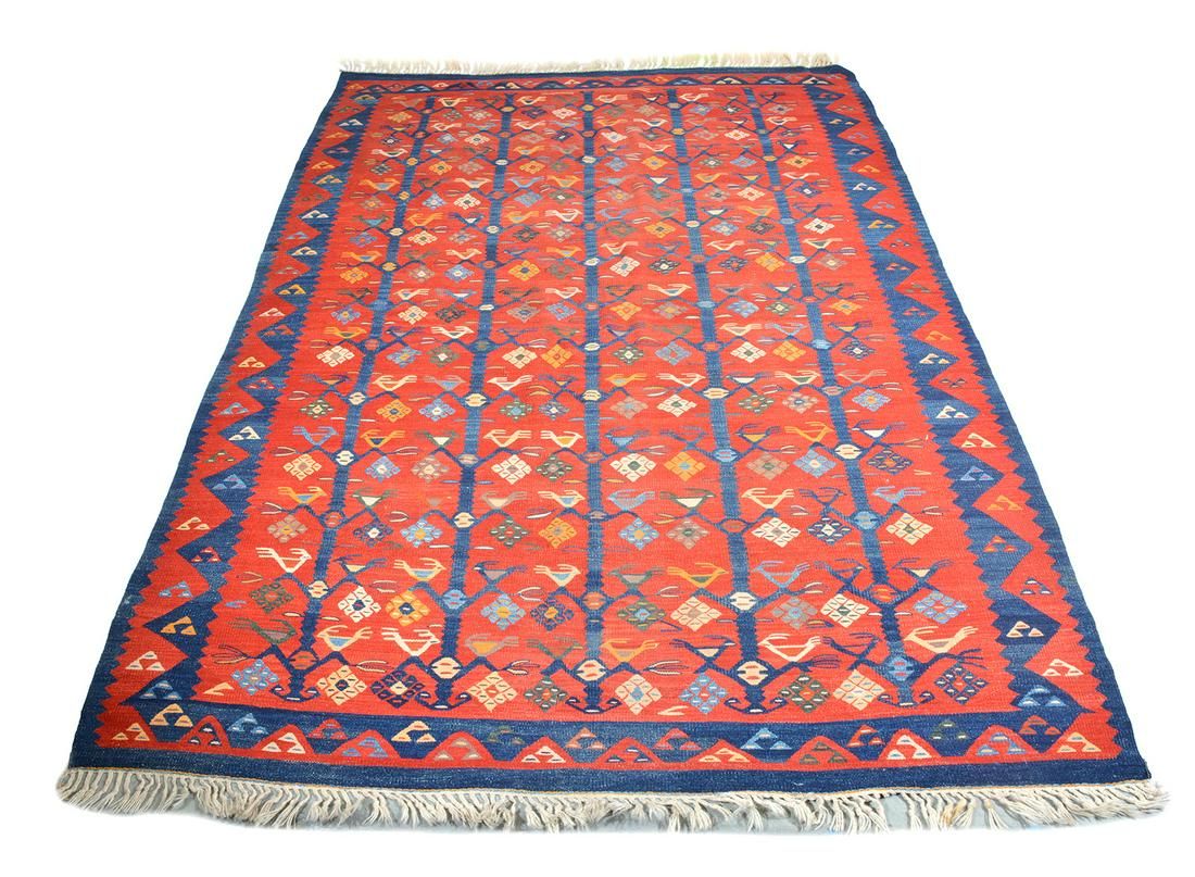 KILIM ROOM SIZED RUG WITH BIRD