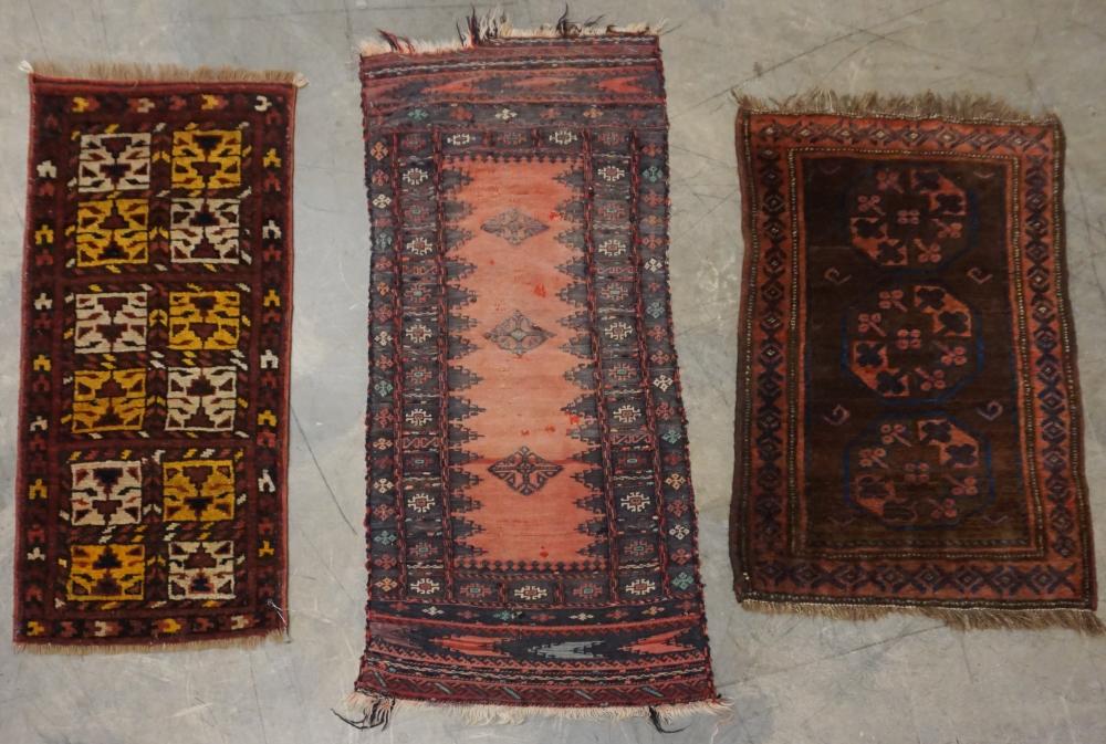 KILIM RUG (4 FT X 1 FT 8 IN) AND