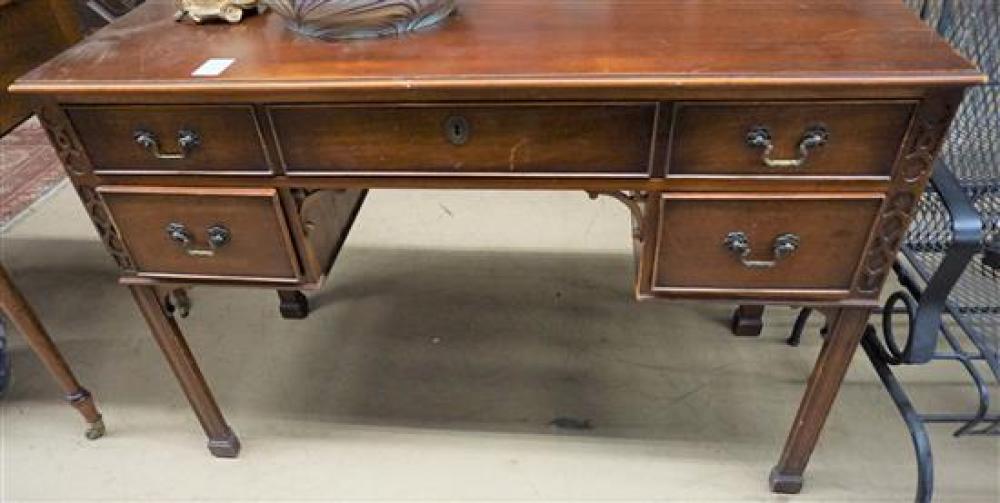 KINDEL MAHOGANY DESKKindel Mahogany