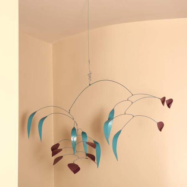 KINETIC MOBILE OF ABSTRACT LEAVES