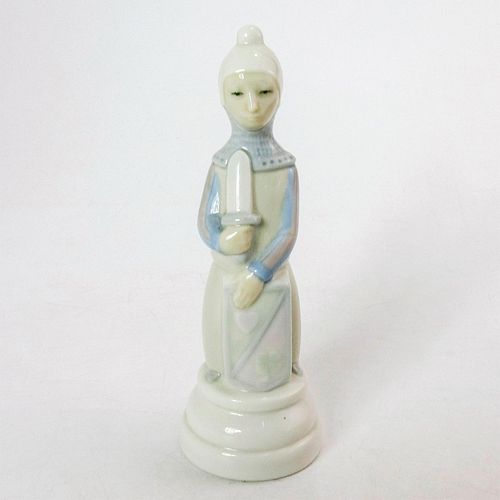 KING RICHARD CHESSMEN PAWN - LLADRO