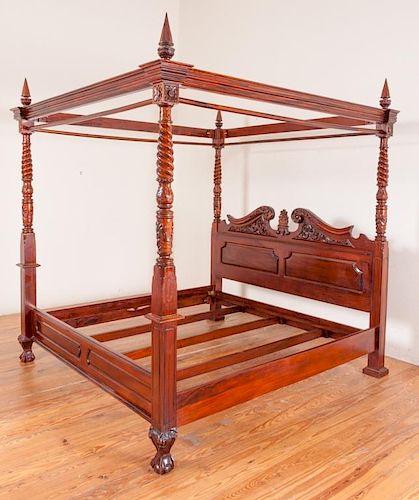 KING SIZE CANOPY BEDKing size
