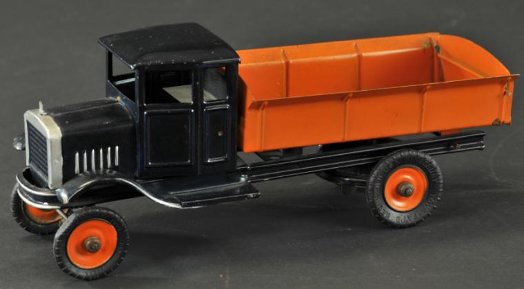 KINGSBURY DUMP TRUCK 1920's pressed
