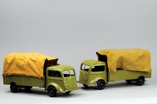 KINGSBURY U.S.A. DEFENSE TRUCKS
