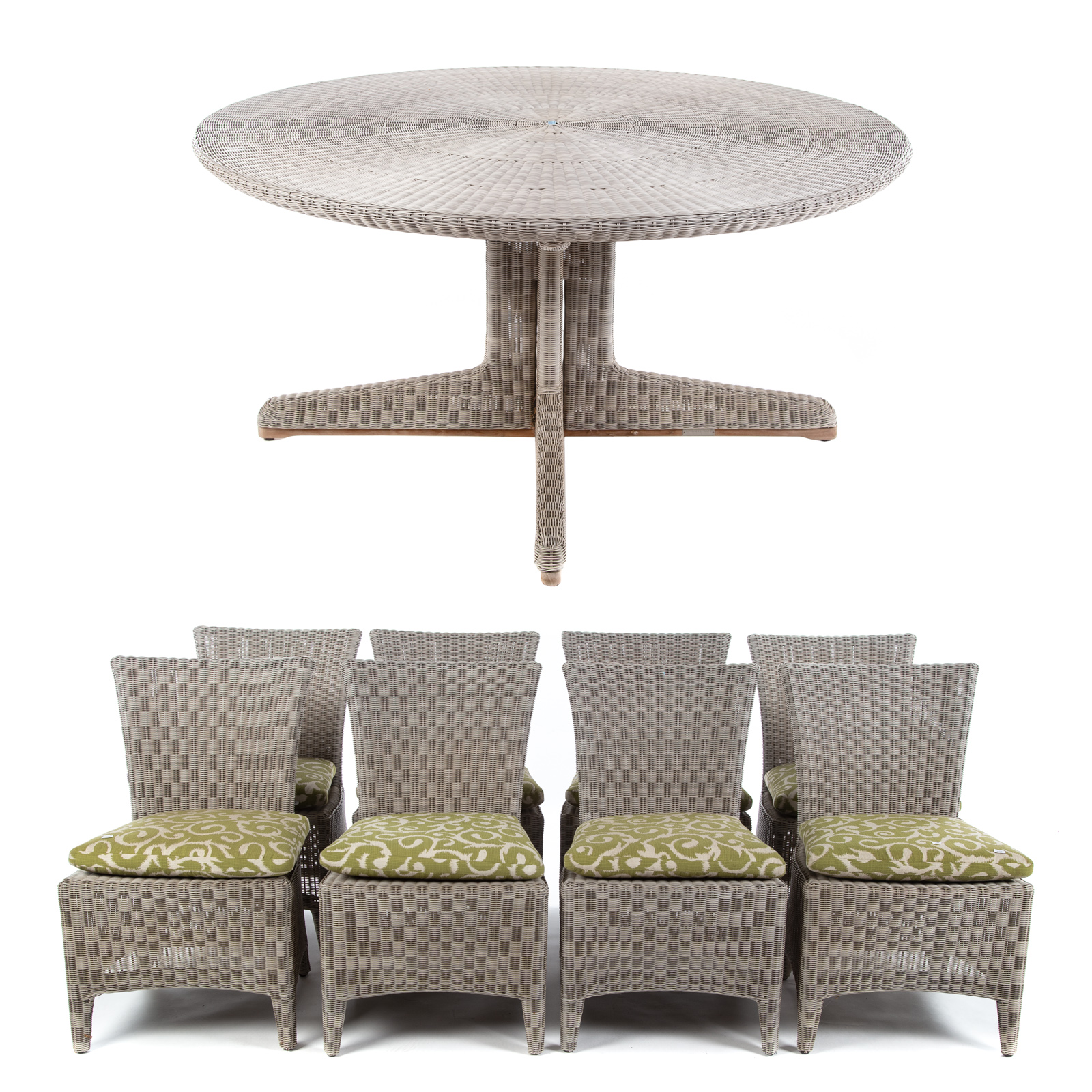 KINSLEY BATE PATIO TABLE & EIGHT