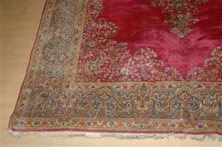 Kirman Carpet 