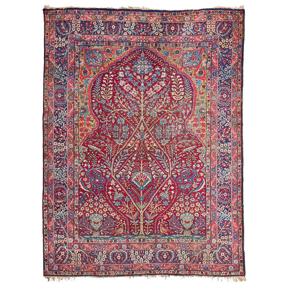 KIRMAN PRAYER CARPET CENTRAL