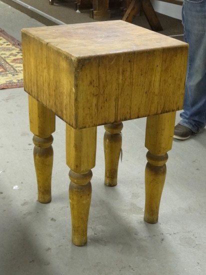Kitchen butcher block. Top 18 1/2''
