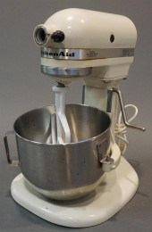 KITCHENAID ELECTRIC MIXERKitch