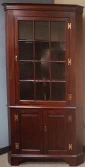 KITTINGER MAHOGANY CORNER CABI