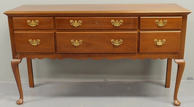 Kittinger Queen Anne style mahogany
