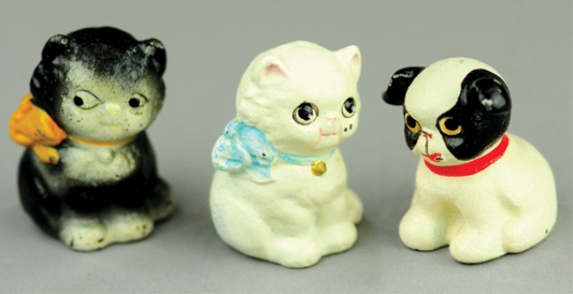 KITTY AND FIDO PAPERWEIGHTS