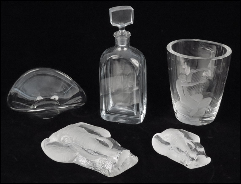 KJELLANDER ETCHED GLASS VASE.