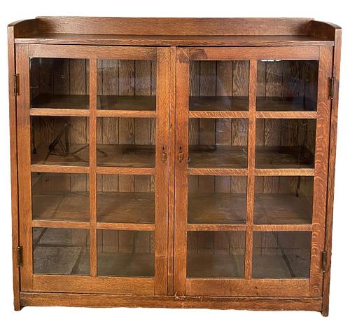 "KNAUS" ARTS & CRAFTS OAK TWO