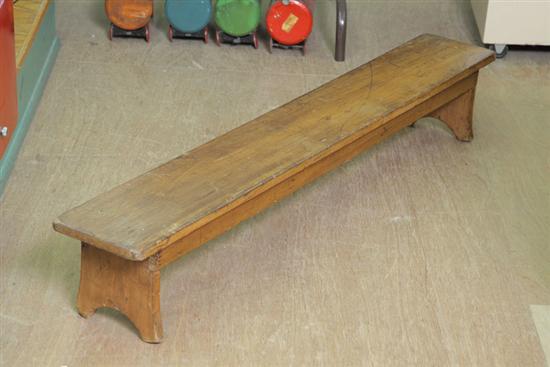 KNEELING BENCH. Poplar and nail