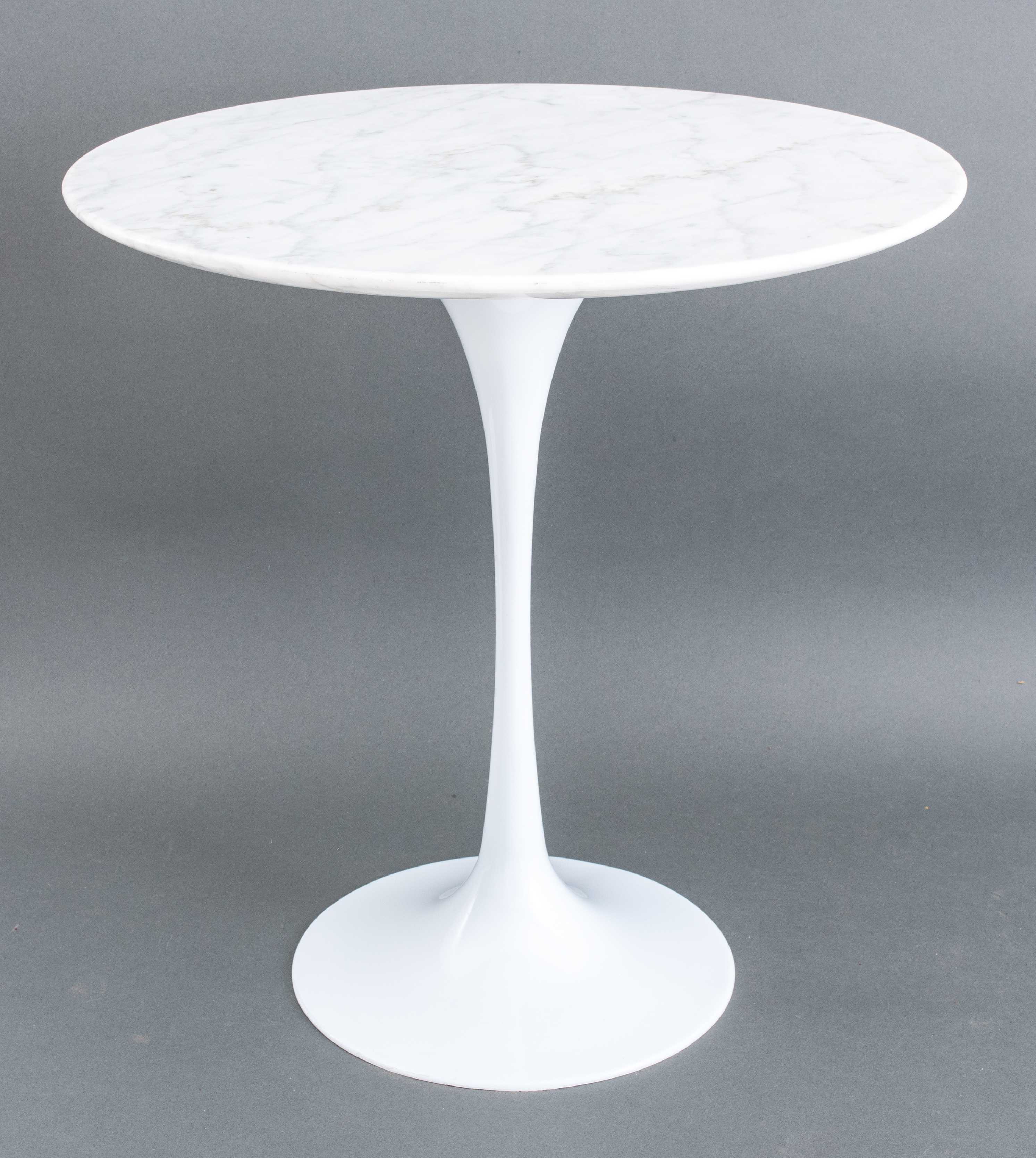 KNOLL MANNER MARBLE TOP TULIP