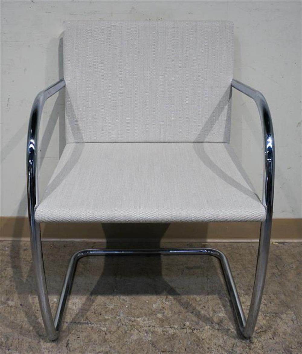 KNOLL MIES VAN DE ROHE STYLE