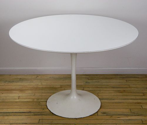 KNOLL SAARINEN WHITE TULIP BASE