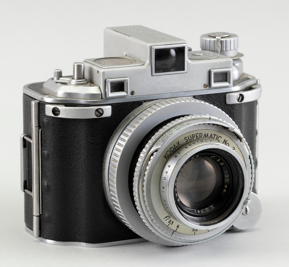 KODAK MEDALIST CAMERA CIRCA