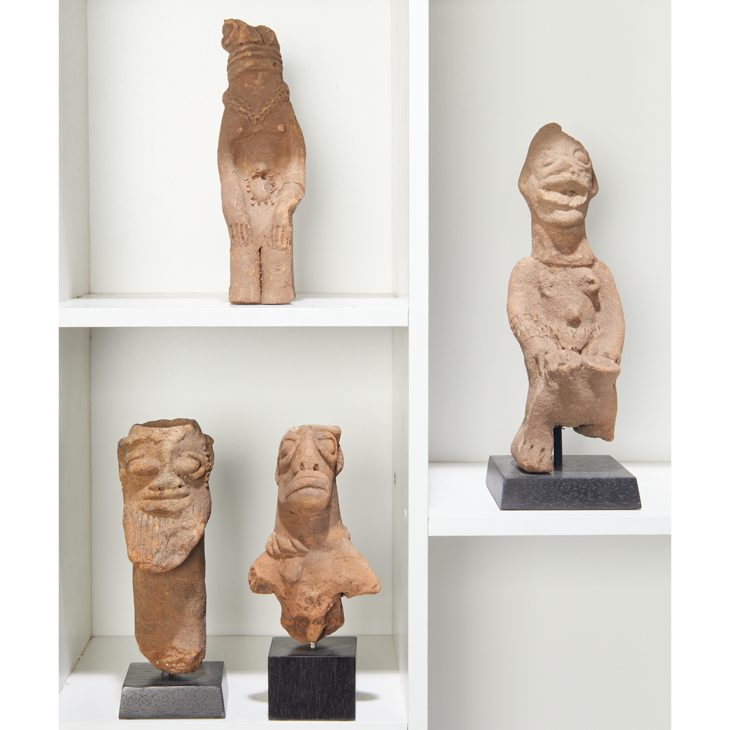 KOMA-BULSA CULTURE, (4) CLAY