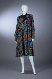 KOOS VAN DEN AKKER COUTURE COL