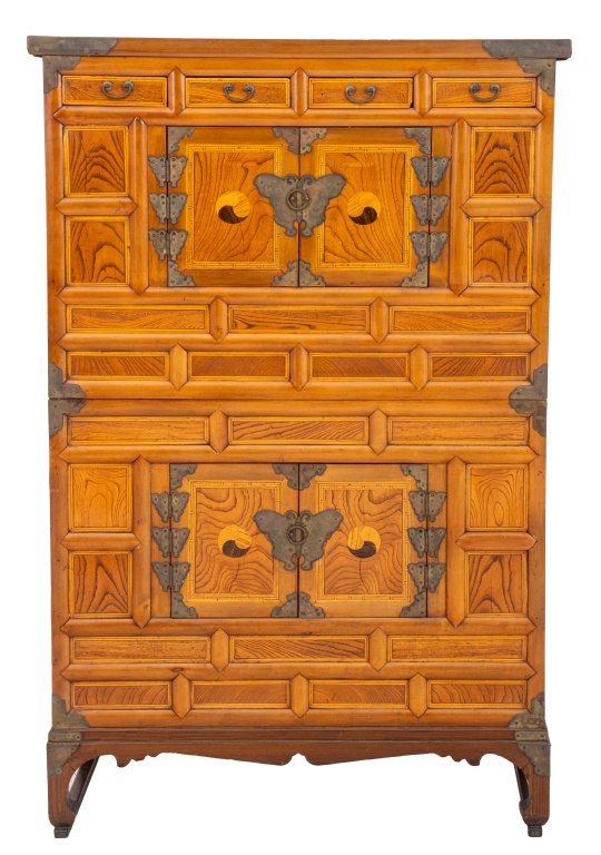 KOREAN BANDAJI CHEST ON CHEST