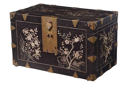 KOREAN BLACK LACQUER TRUNK WITH