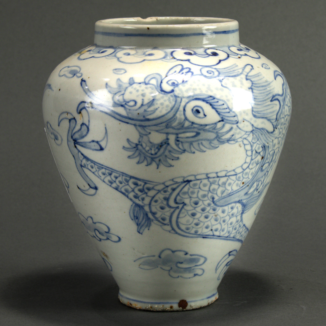 KOREAN BLUE AND WHITE 'DRAGON' VASE