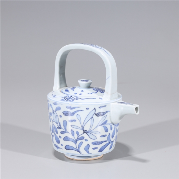 Korean blue and white glazed