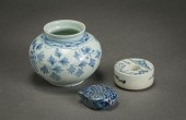 KOREAN BLUE AND WHITE GLOBULAR
